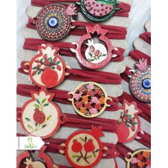 دستبند چوبی یلدایی